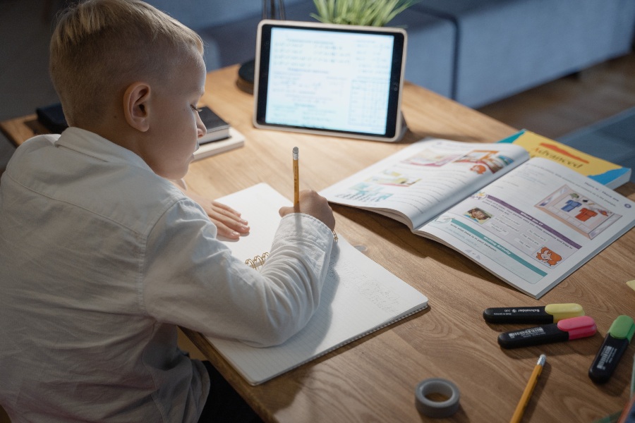 Should Students Use AI for Homework?